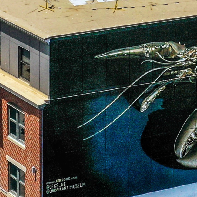 lobster-mural-harbor-village